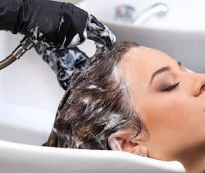 洗发水会导致种植的头发脱落吗