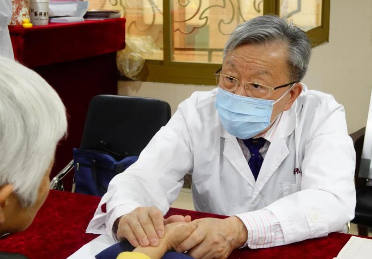 脱发是大病的苗头？经常脱发的人，或是体内4种疾病