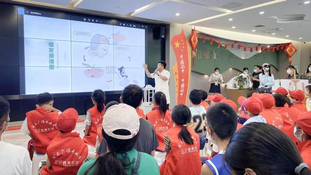 从头开始探寻头发奥秘！小记者打卡郑州中植植发医院